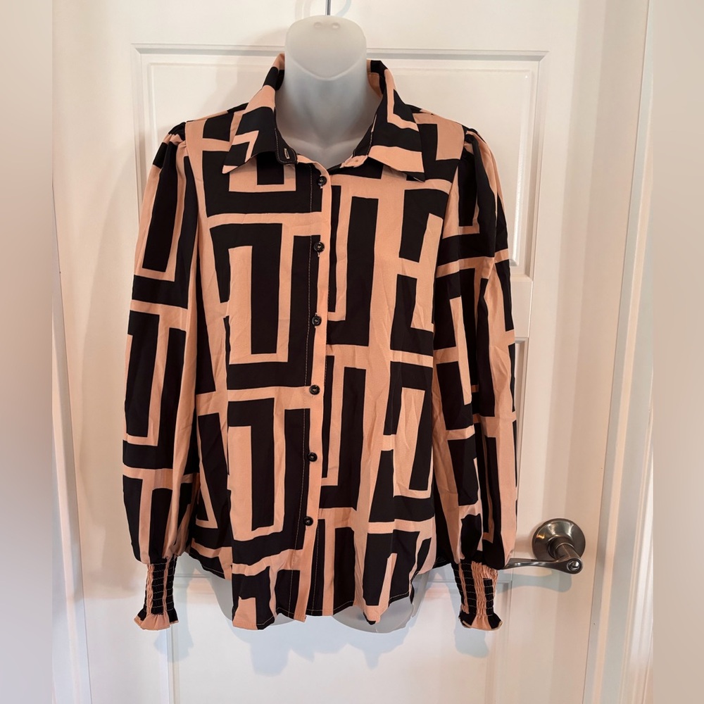 Sweaty Rocks Long Sleeve Geometric Print Button Down Top Size S NWT